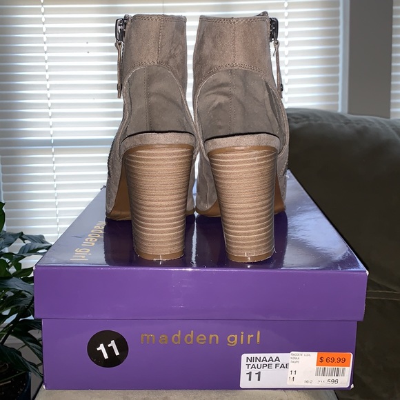 Suede Open Toe Boots - Picture 3 of 6